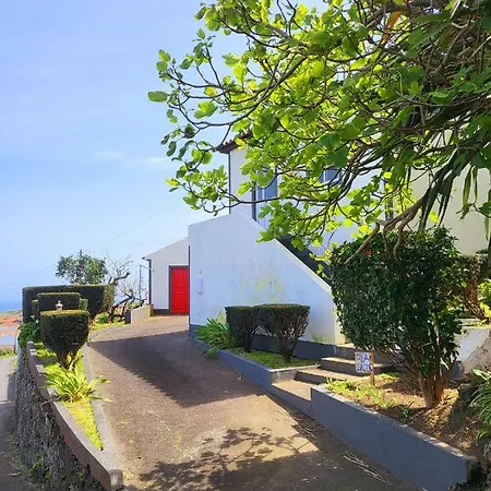 Casa Anjos Holiday home Cedros